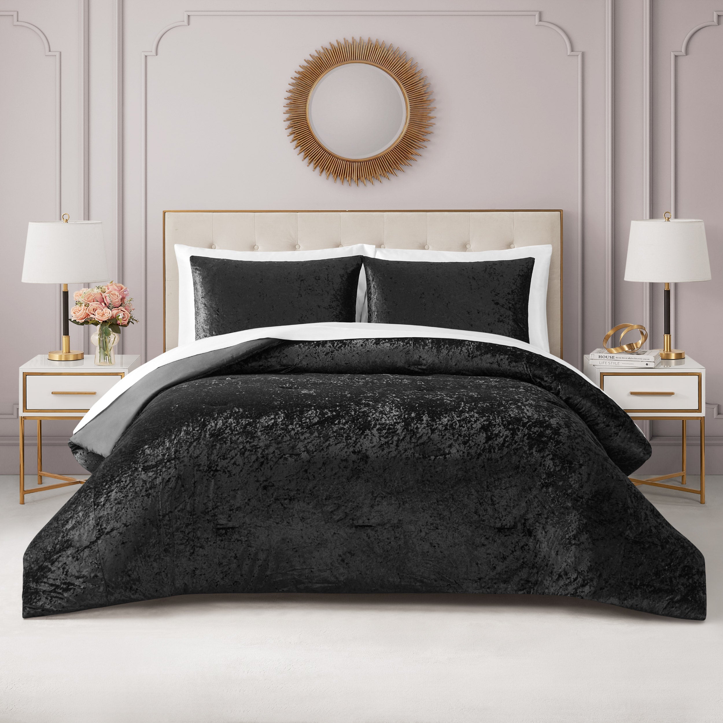 Juicy Couture factory Black & Gold Bed Set (Q)