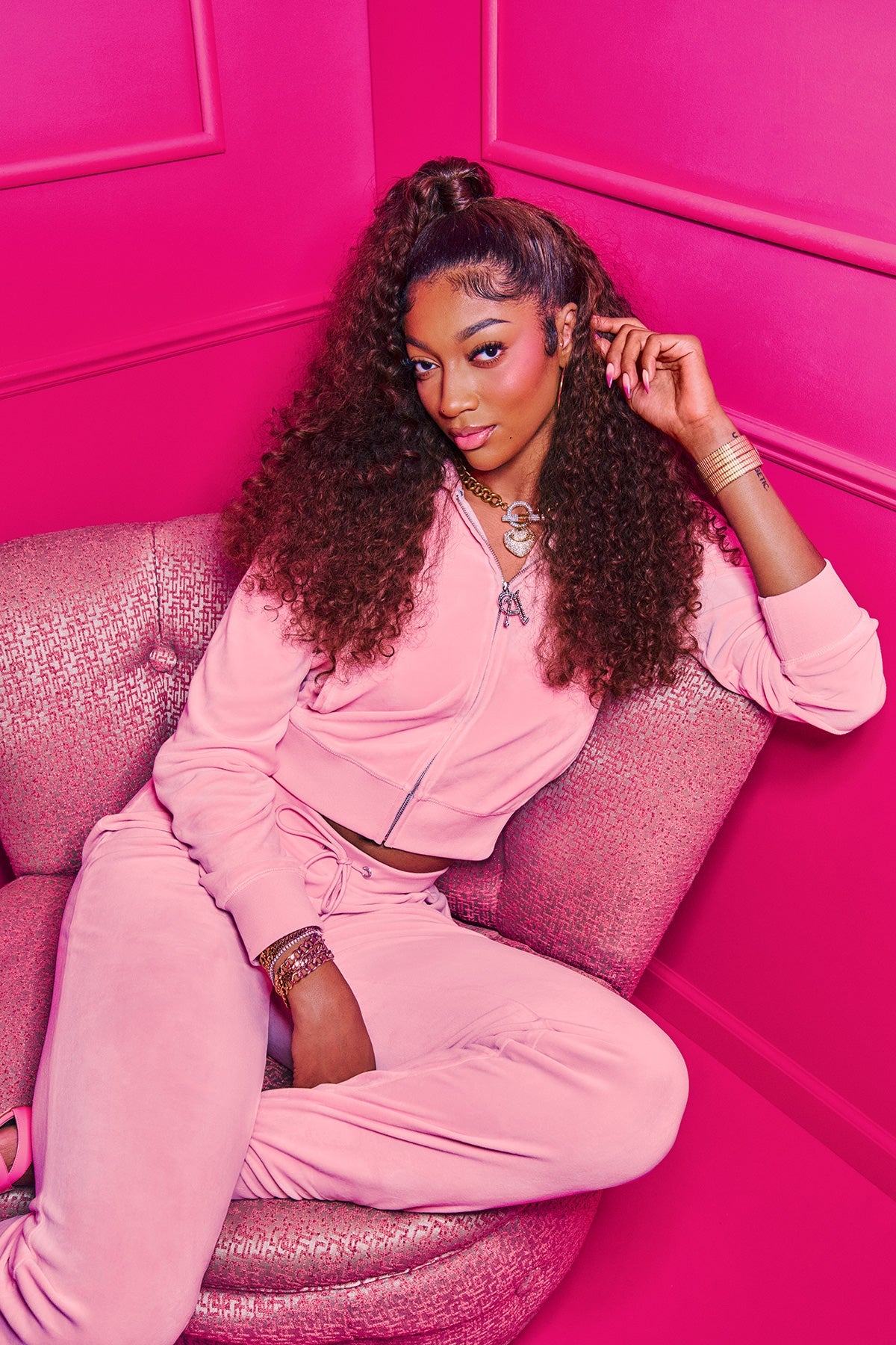 AR_new_4_59a7a774-c0aa-4f47-