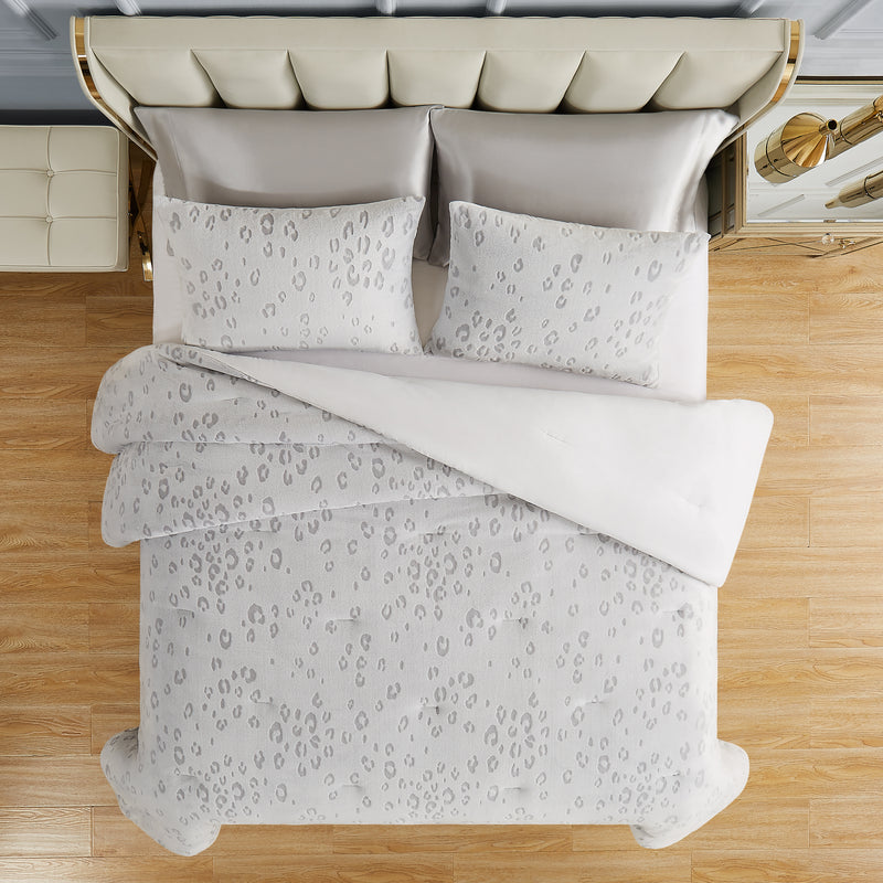 Valentina Comforter Set - Juicy Couture