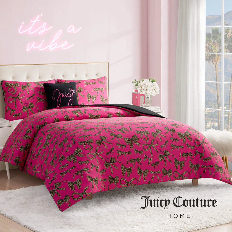 Solid Plush Reversible Cheetah Bows Comforter Set - Black/Cheetah Bows - Juicy Couture