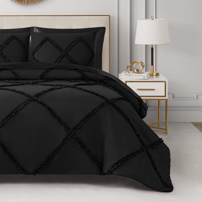 Diamond Ruffle Comforter Set