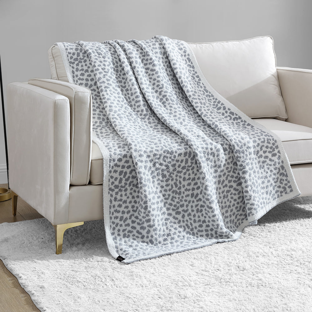 Leopard Jacquard Throw Blanket - Juicy Couture