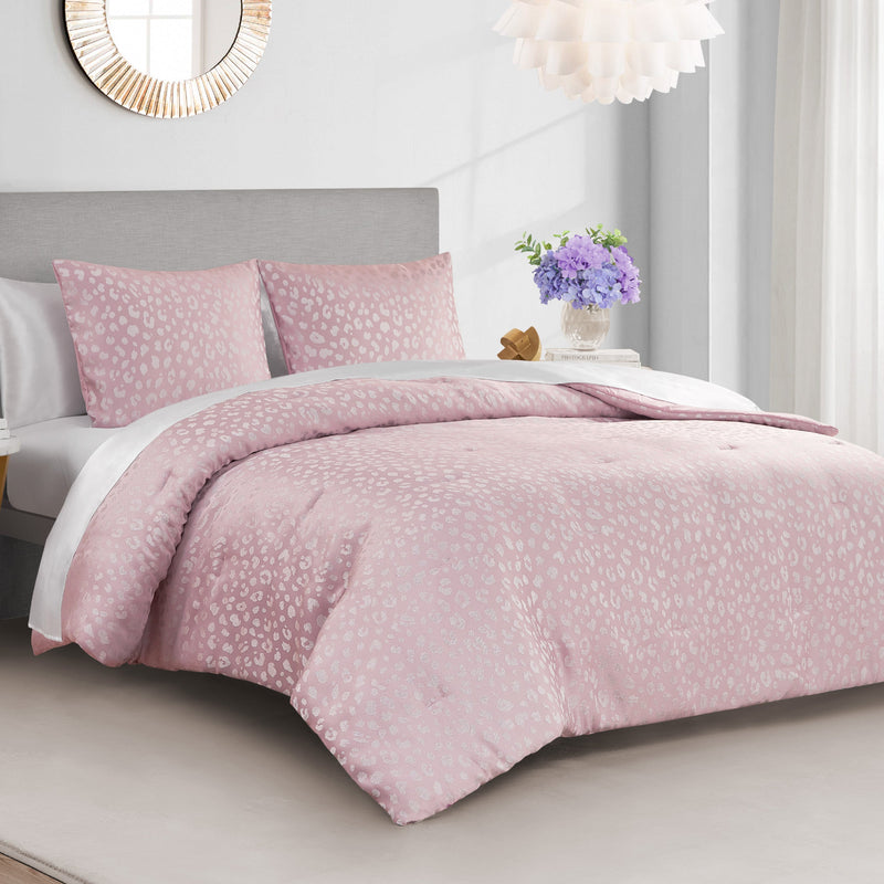 Sparkle Cheetah Jaquard Comforter Set