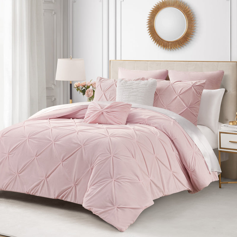 Kiss Pleat Micromink Comforter Set With Decorative Pillows - Pale Pink - Juicy Couture