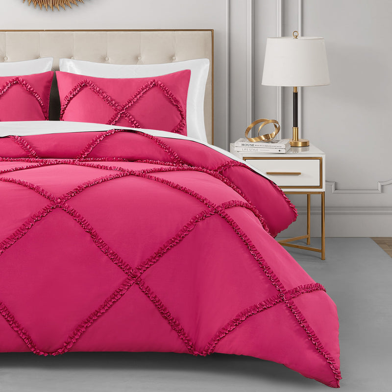 Diamond Ruffle Comforter Set