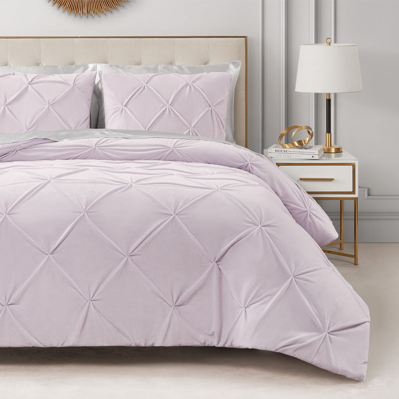 Kiss Pleat Micromink Comforter Set