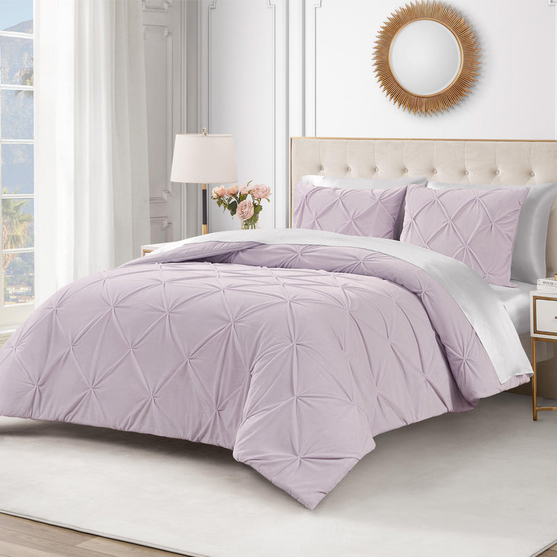 Kiss Pleat Micromink Comforter Set