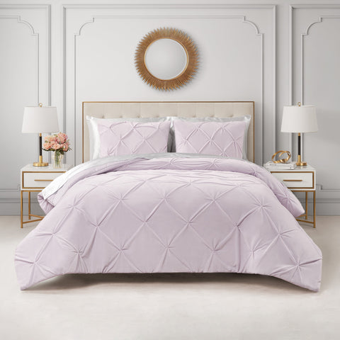 Kiss Pleat Micromink Comforter Set