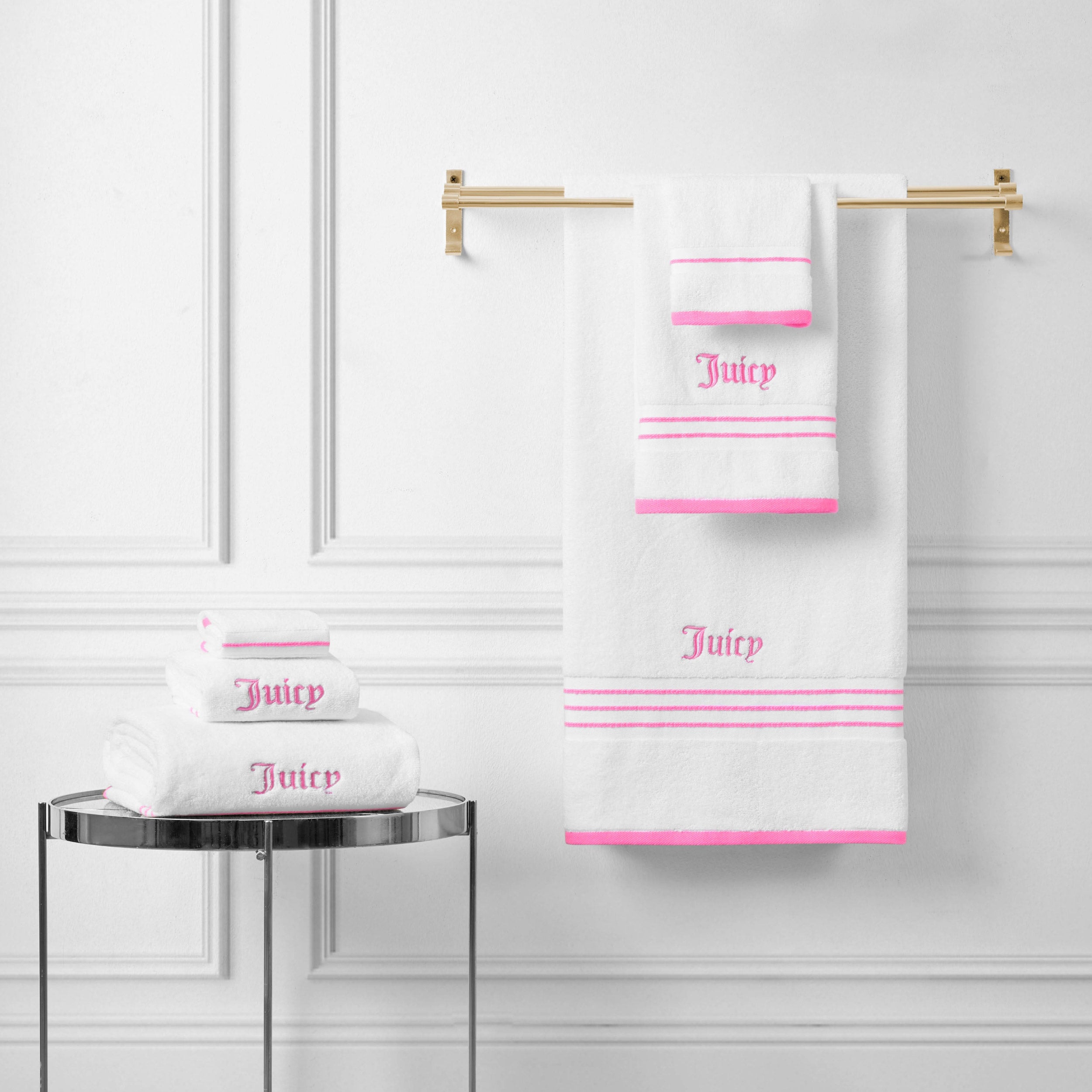 Neon Border Bath Towel Set - Juicy Couture