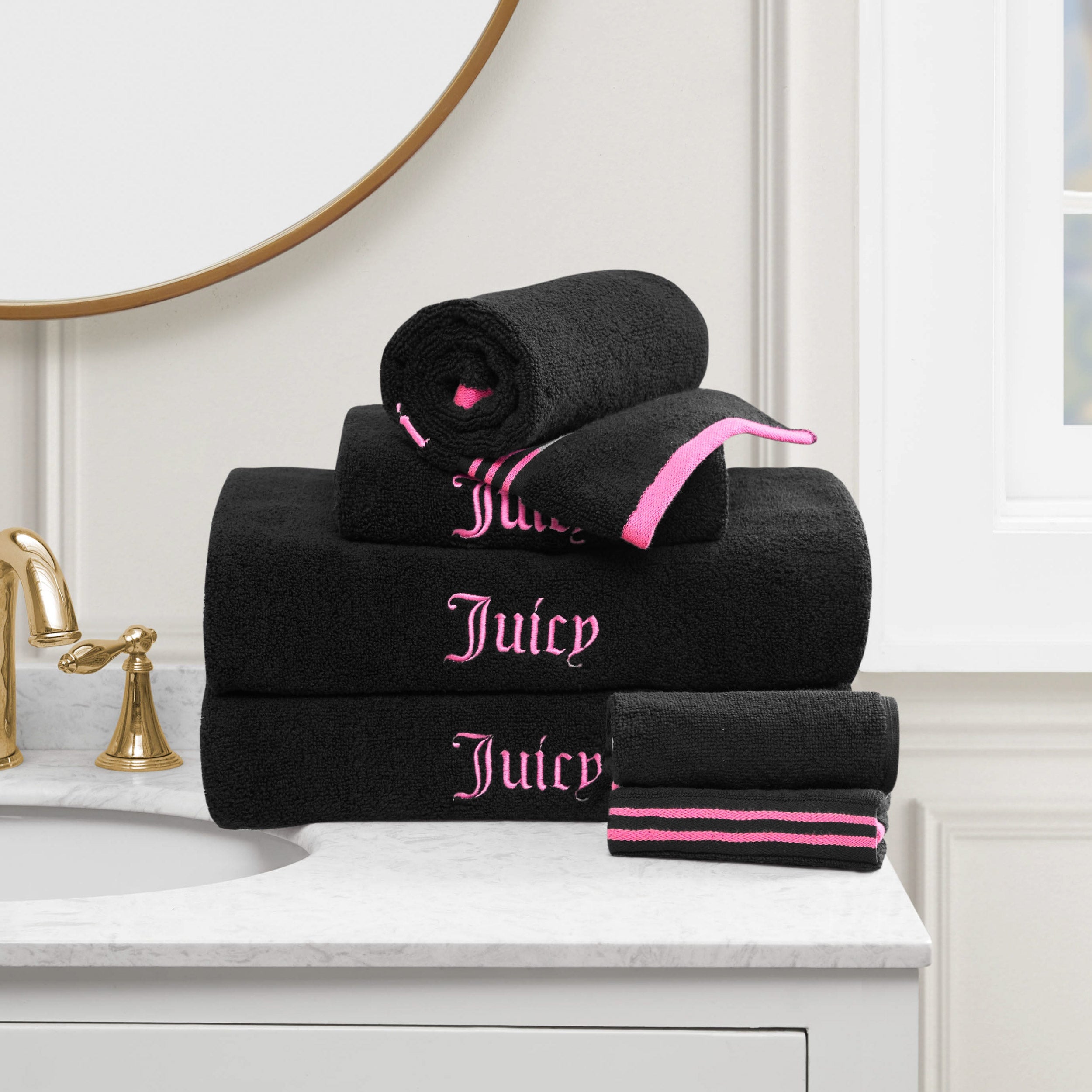 Neon Border Bath Towel Set - Juicy Couture