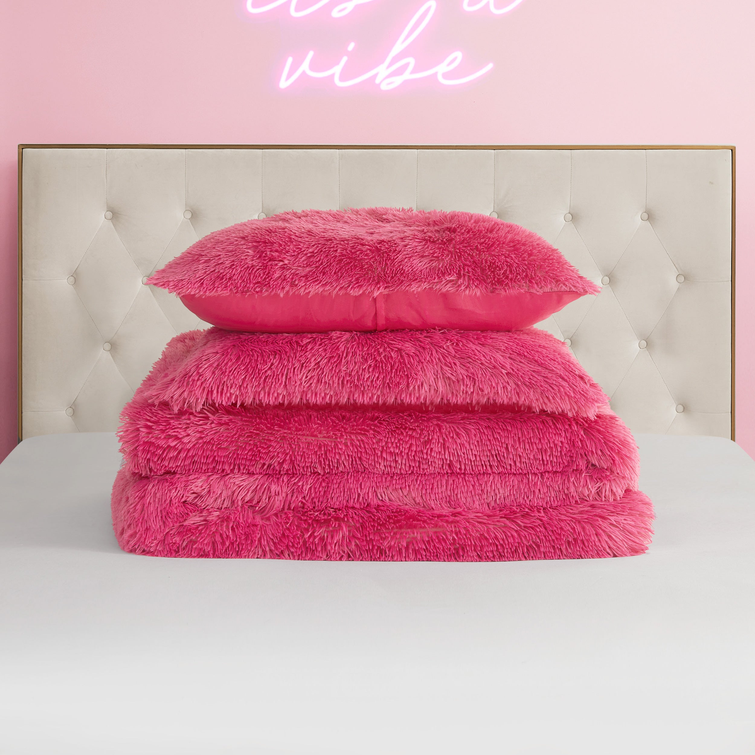 Shaggy Faux Fur Comforter Set - Juicy Couture