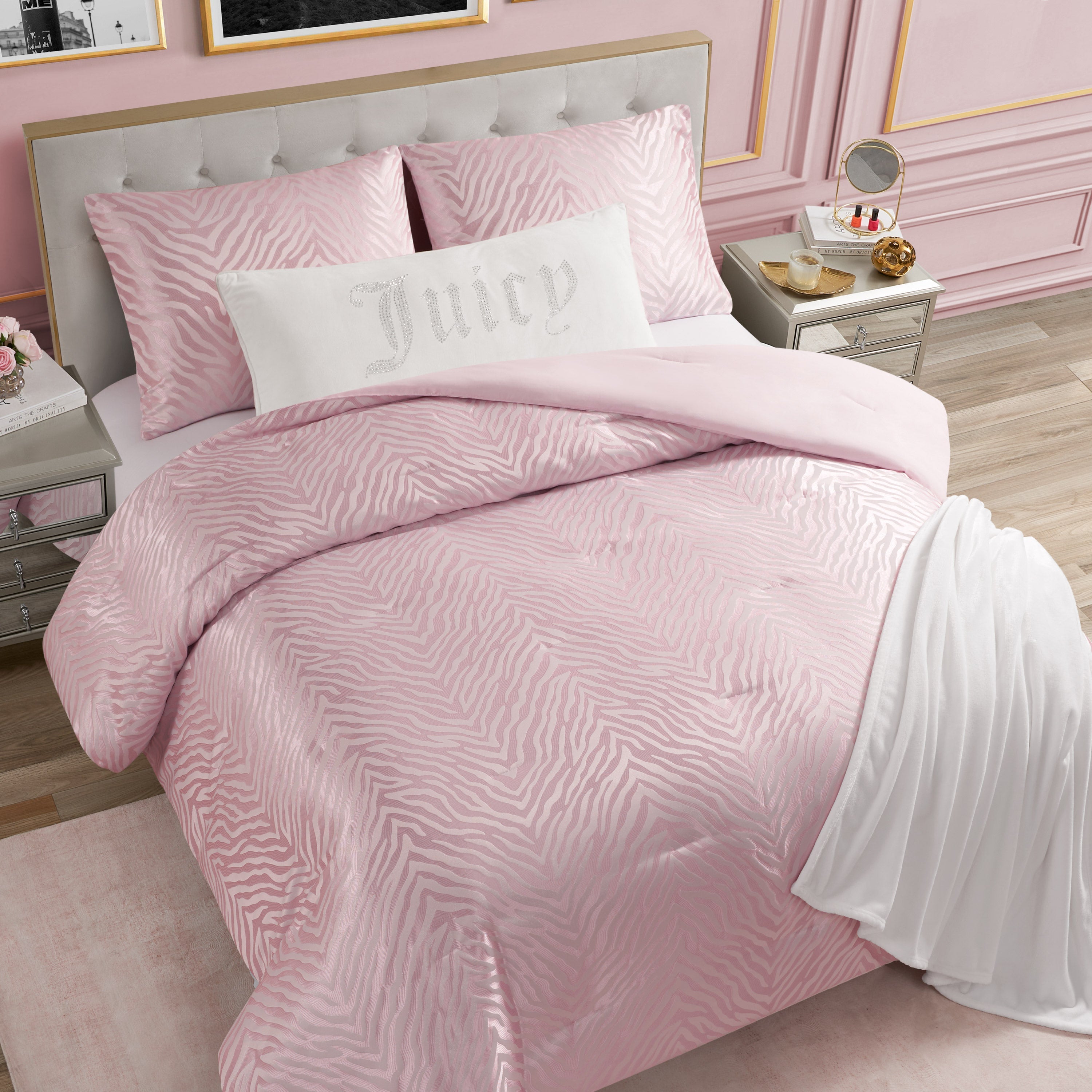 Sparkle Zebra Jacquard Comforter Set - Juicy Couture