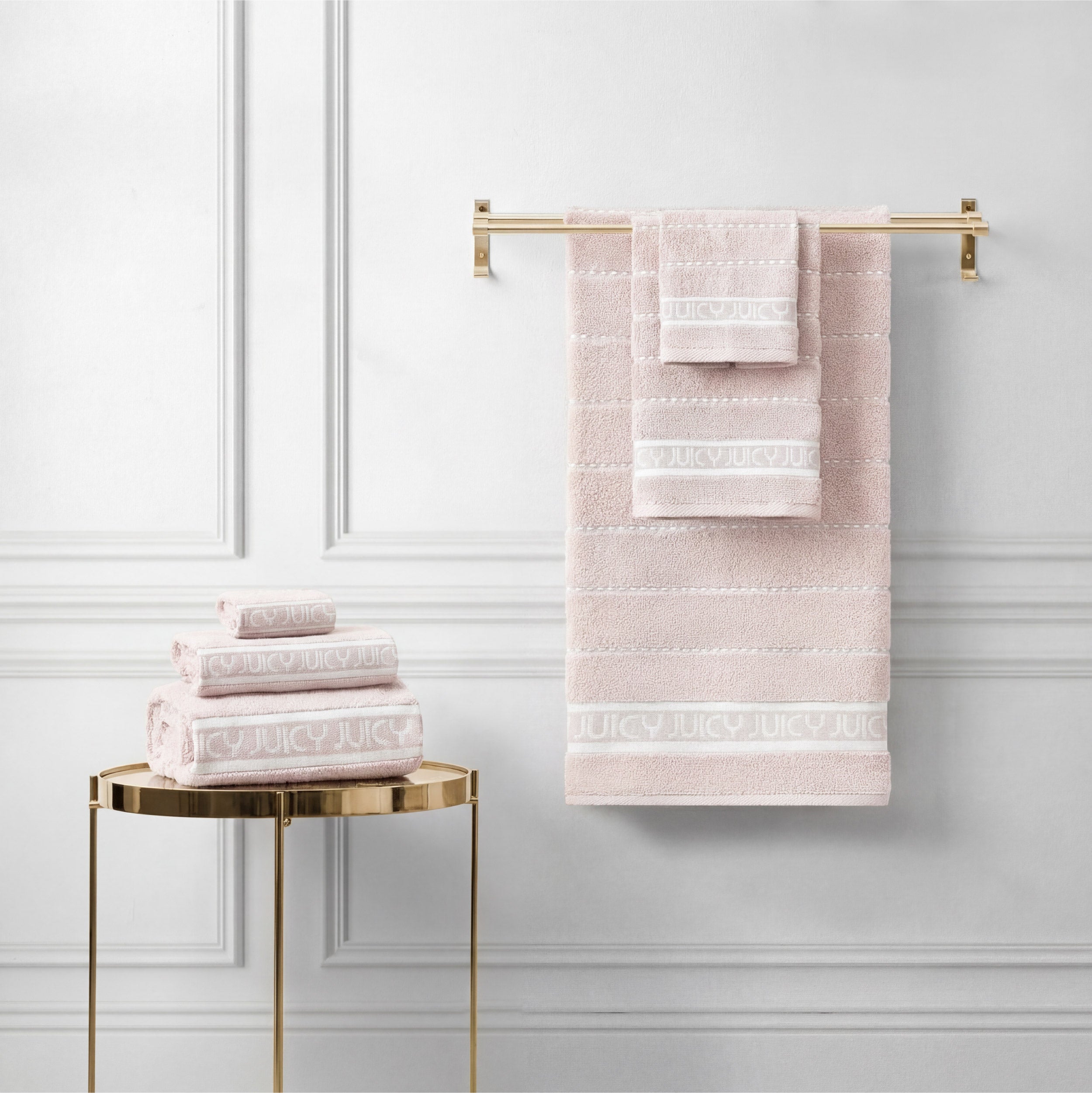 Plush Stripe Bath Towel Set – Juicy Couture
