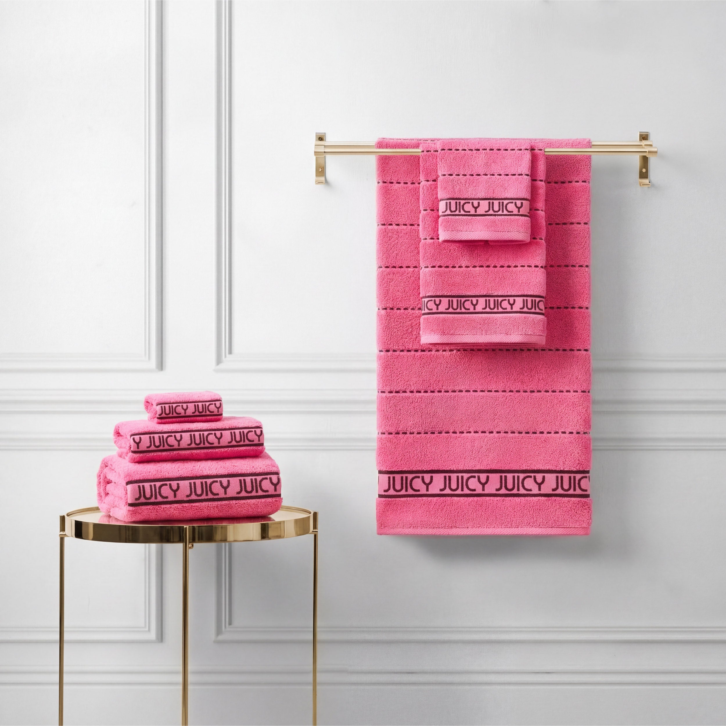 Plush Stripe Bath Towel Set – Juicy Couture
