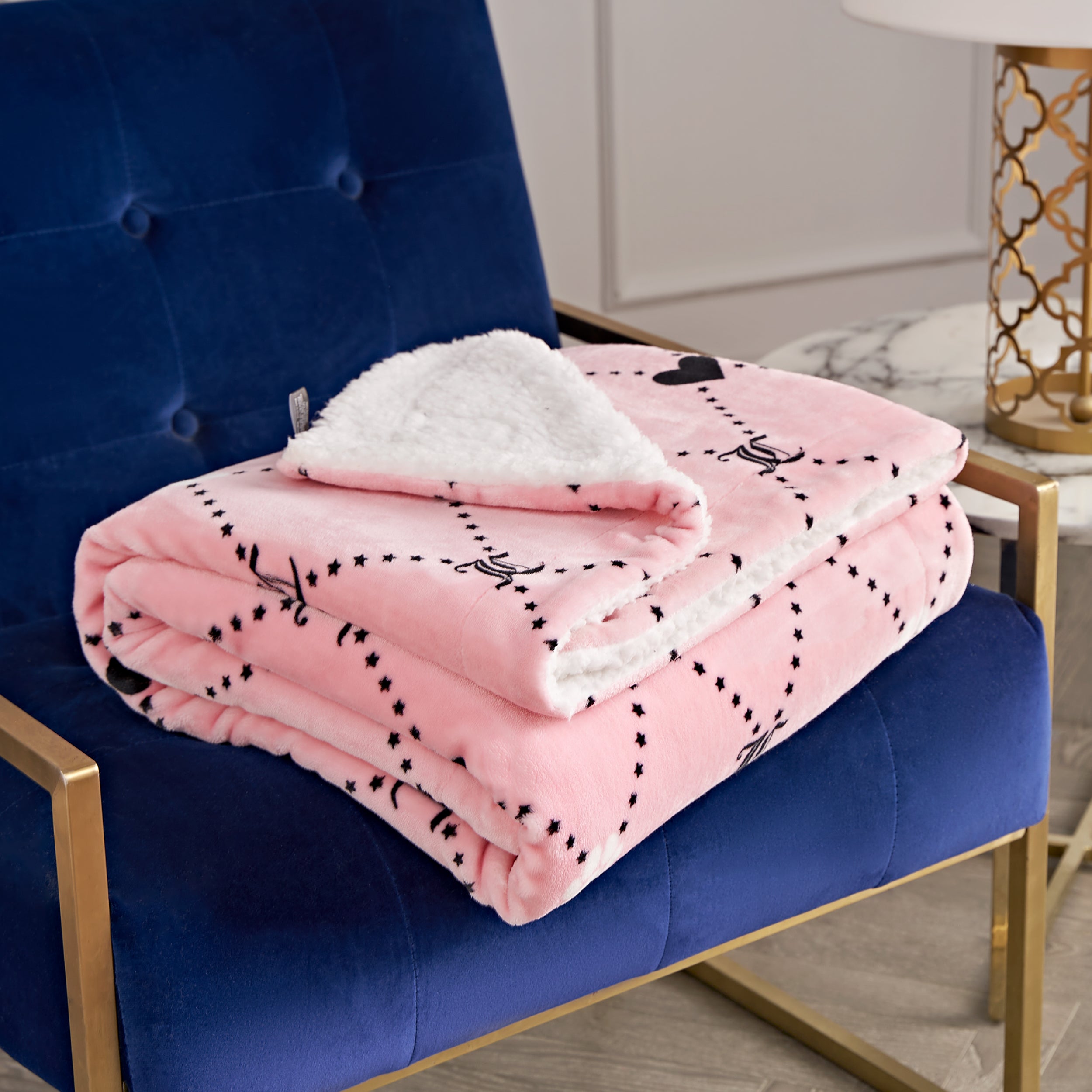 Pet Blanket & Pillow Set - Juicy Couture